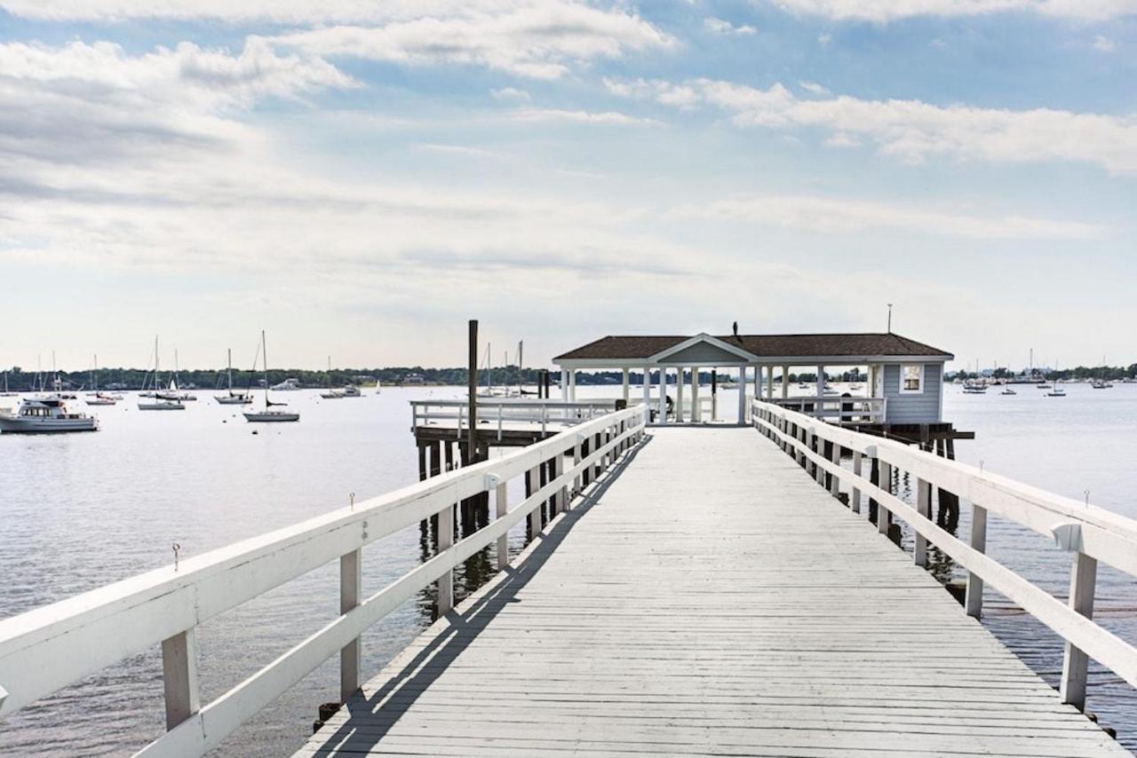 Fathoms Hotel & Marina Port Washington Bagian luar foto