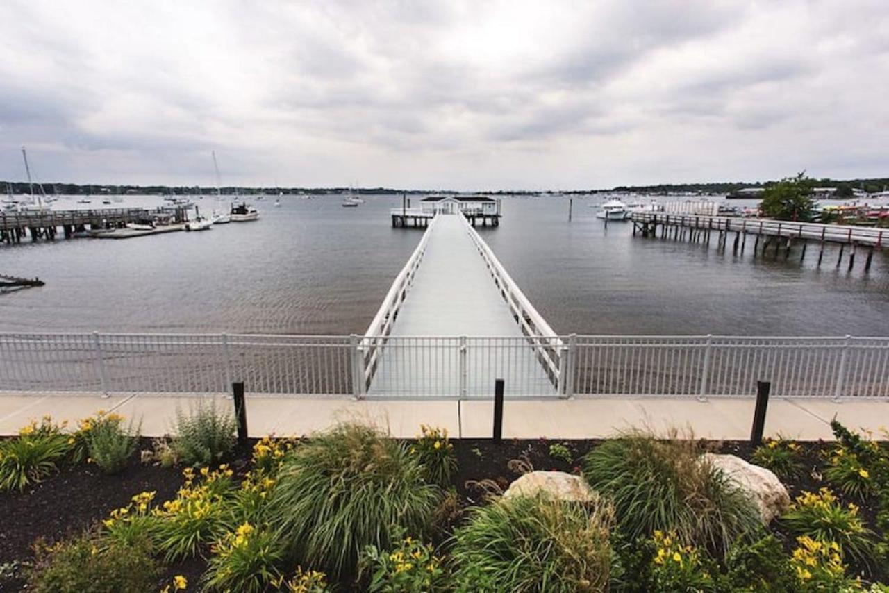 Fathoms Hotel & Marina Port Washington Bagian luar foto